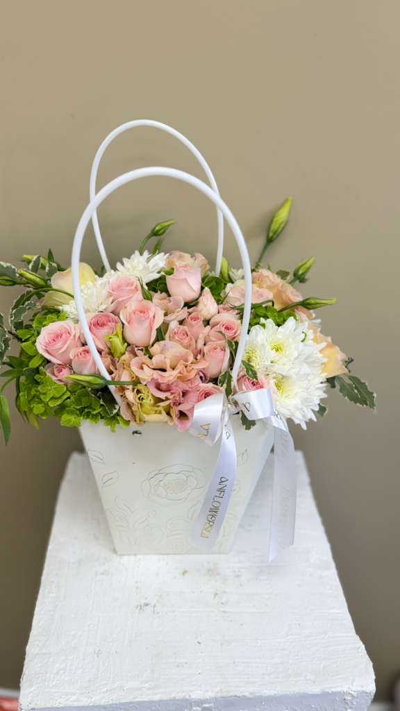 Luxe Purse Arrangement - Arrangements - A&N Flowers LA