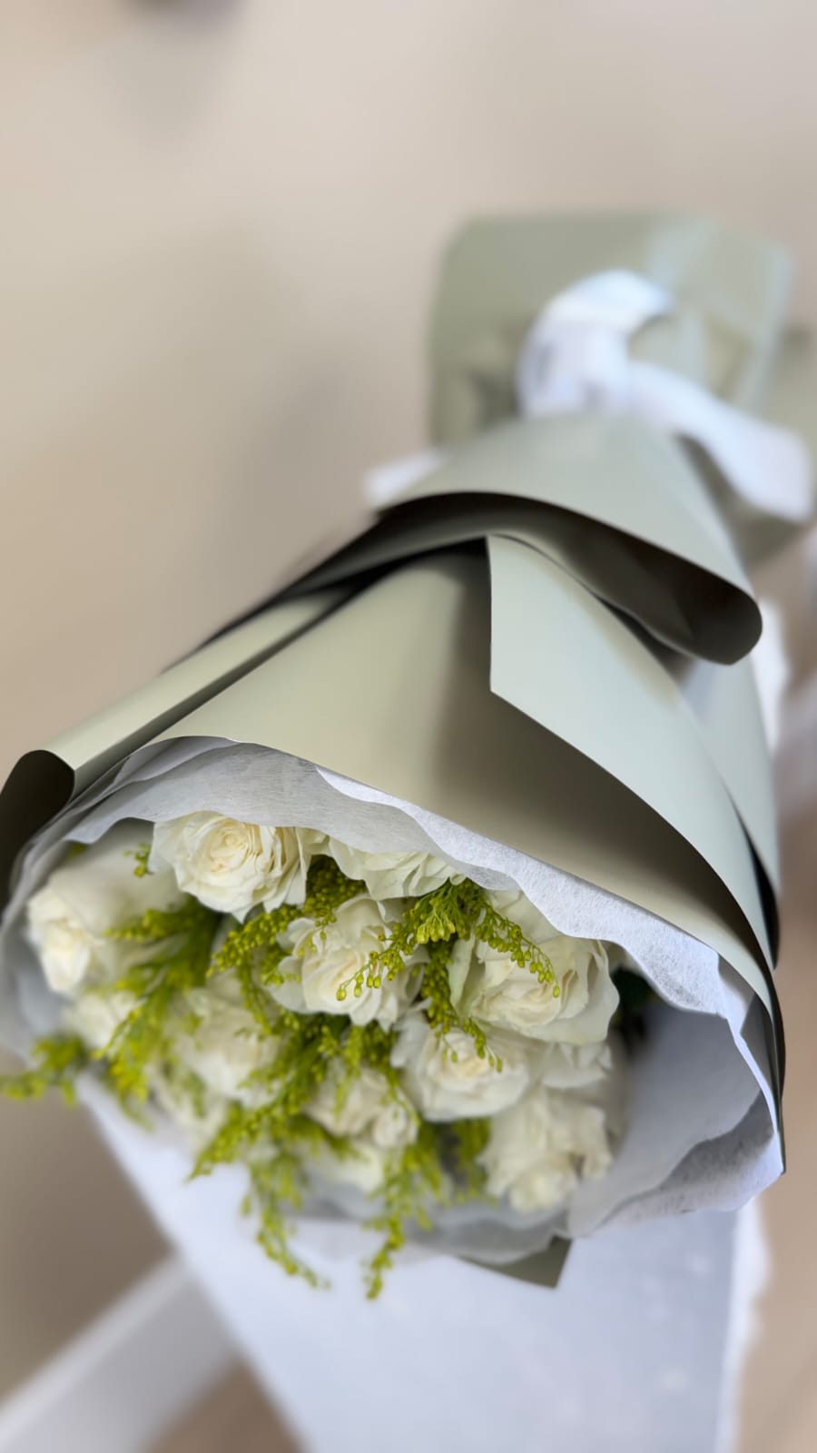White Starter Bouquet with Solidago - Bouquet - A&N Flowers LA