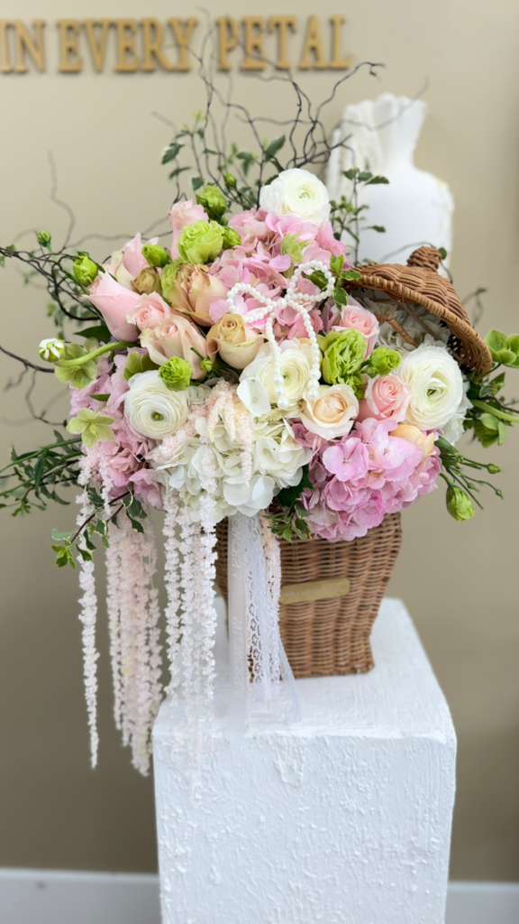 Blush cottage basket