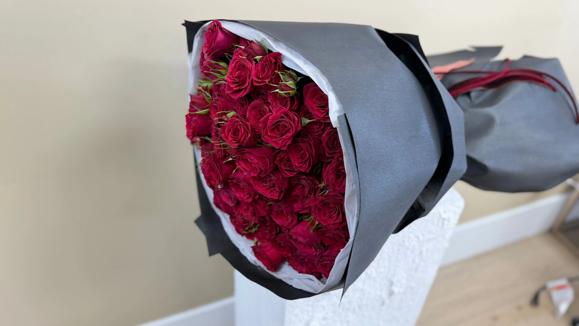 Crimson Spray Rose Bouquet - Bouquet - A&N Flowers LA