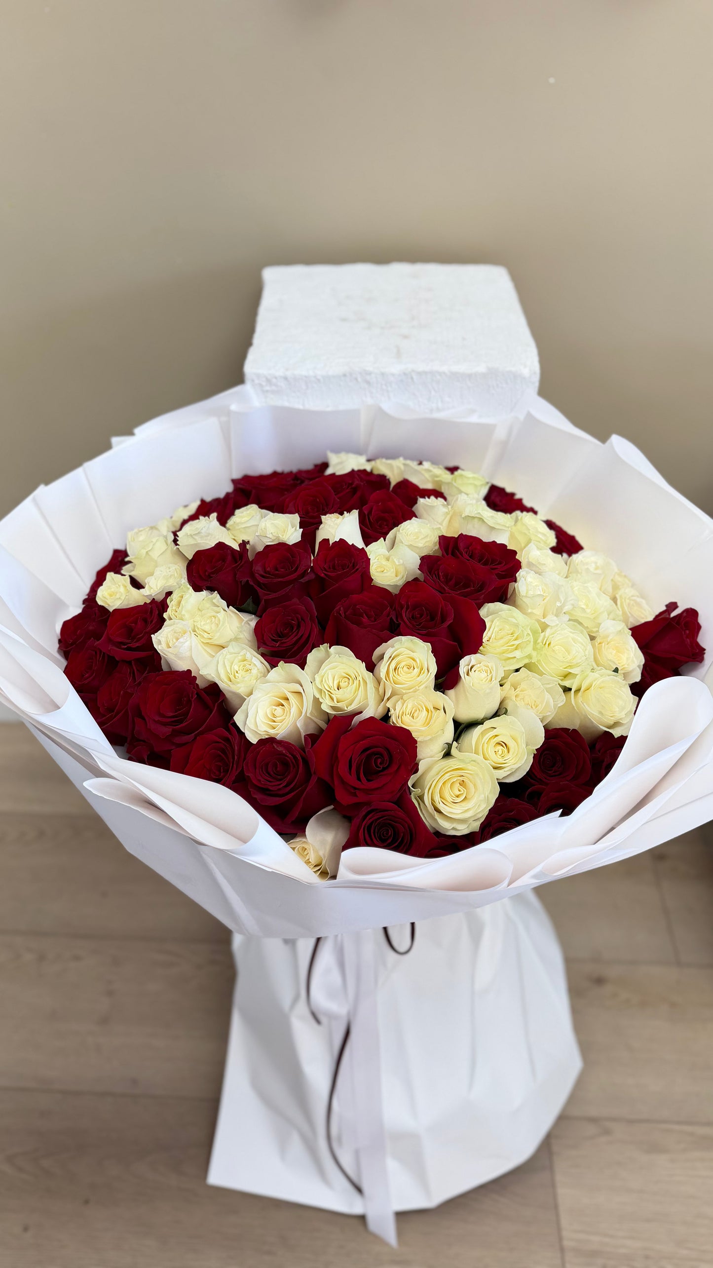 Red & White Mixed Bouquet