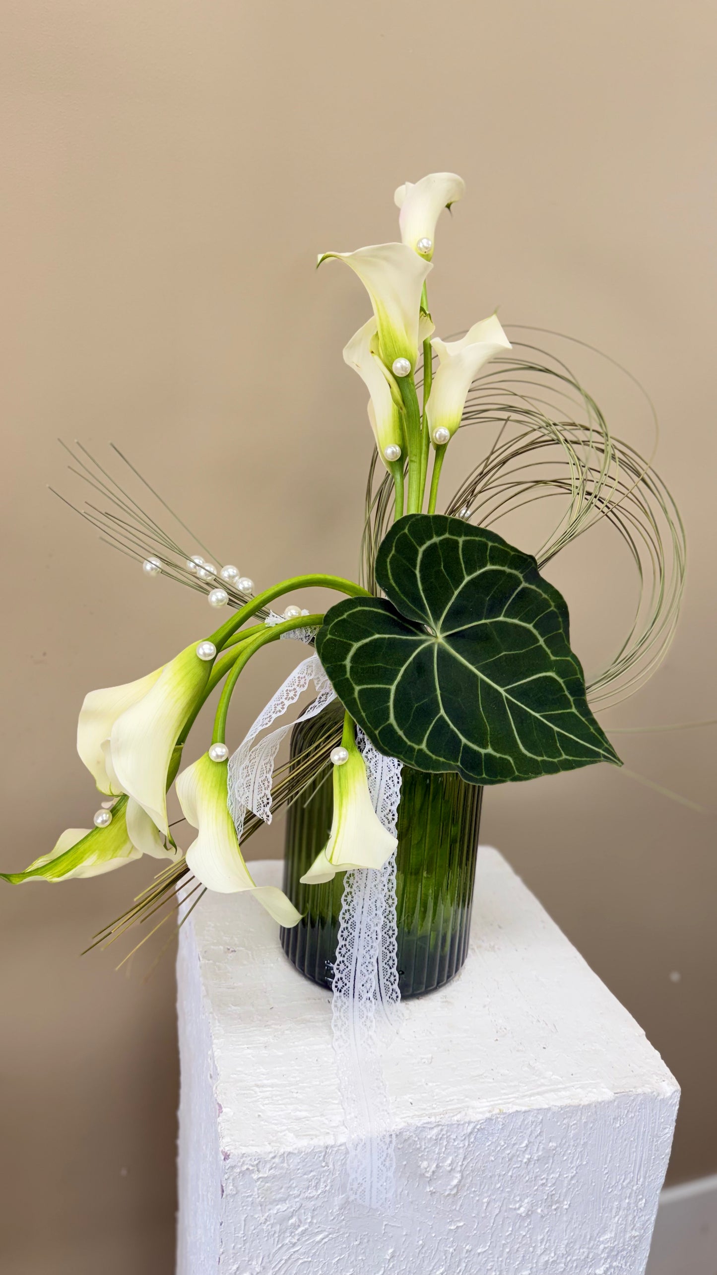 Pearl Calla Vase