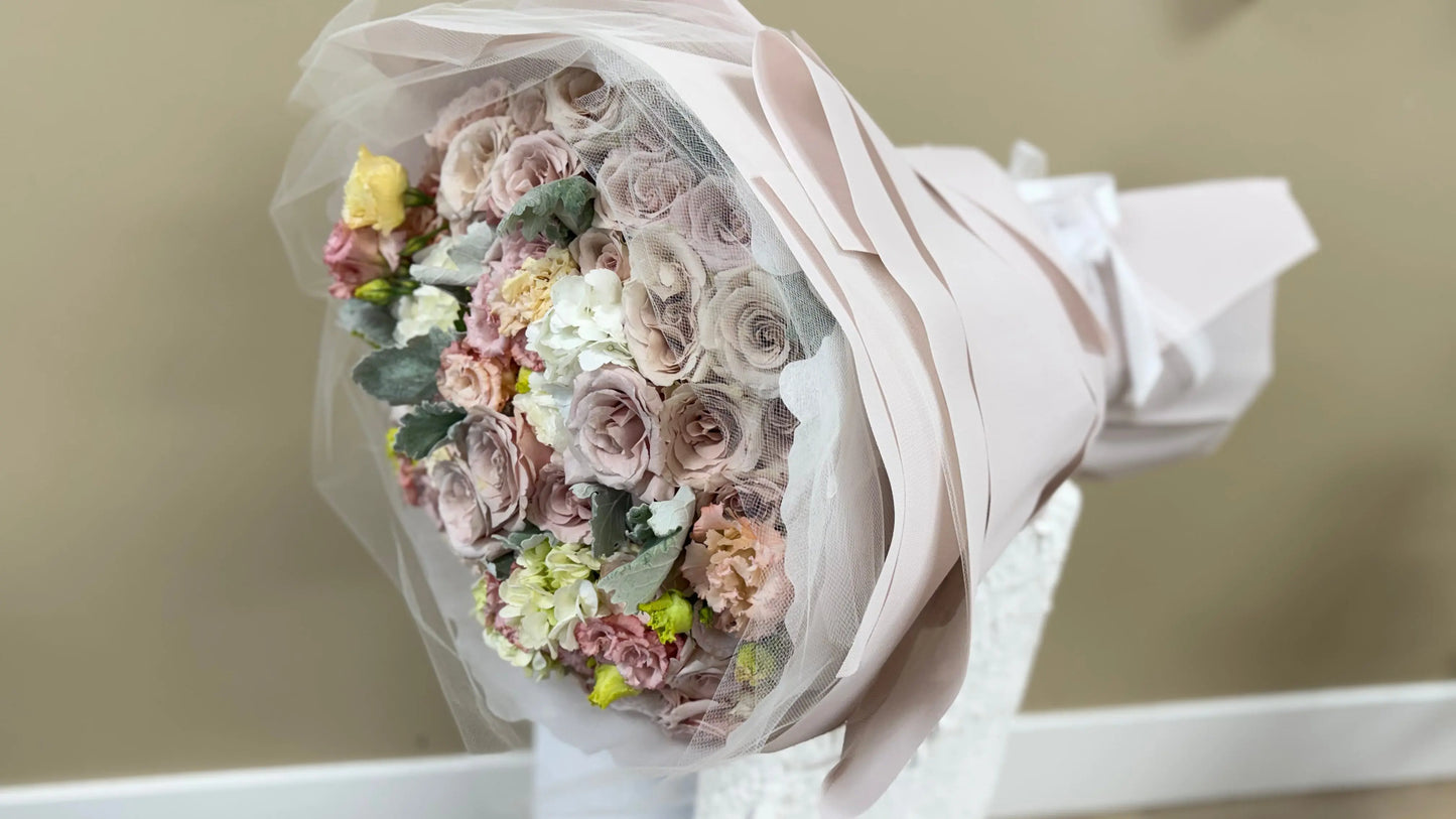 Moonveil Bouquet - Bouquet - A&N Flowers LA