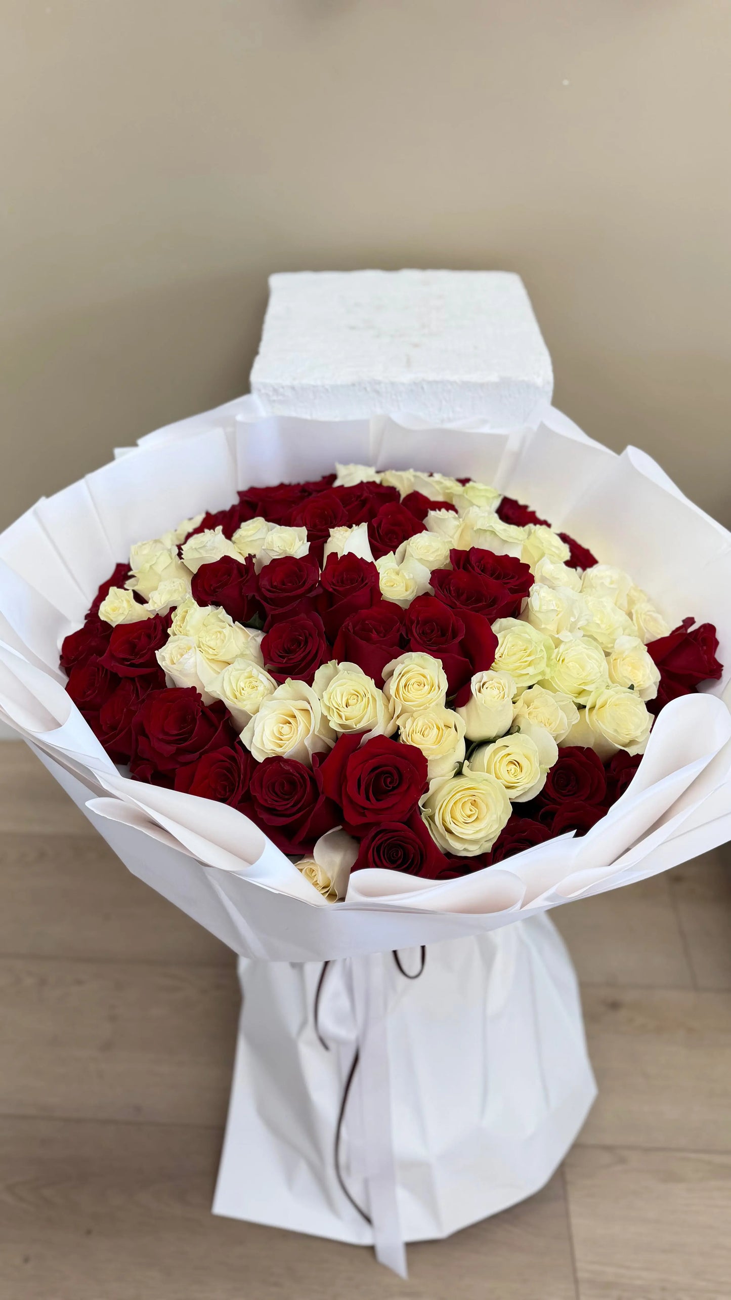 Red & White Mixed Bouquet - Bouquet - A&N Flowers LA