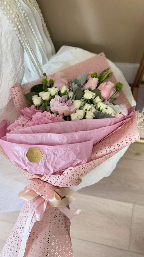 Soft Roses & Lisianthus Bouquet